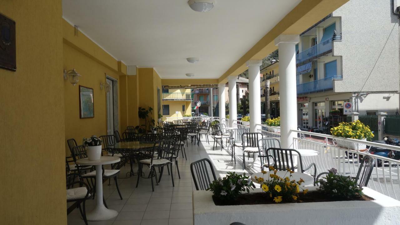 Hotel Dora Levanto Exterior foto